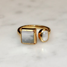 Square Bezel Pearl Ring - Mother of Pearl