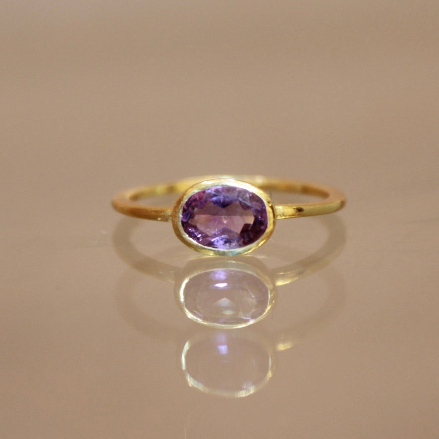 East West Oval Stacker Ring - Amethyst Hydro - Gold