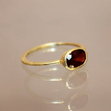 East West Oval Stacker Ring - Garnet Hydro - Gold