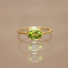 East West Oval Stacker Ring - Peridot Hydro - Gold