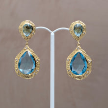 Large Sky Blue Teardrops